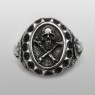 Skull ring by Solid Traditional Silver.